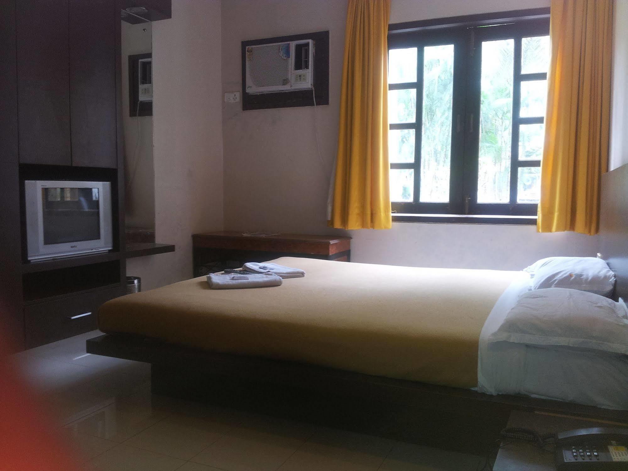 Silver Sands Beach Resort Daman Dış mekan fotoğraf