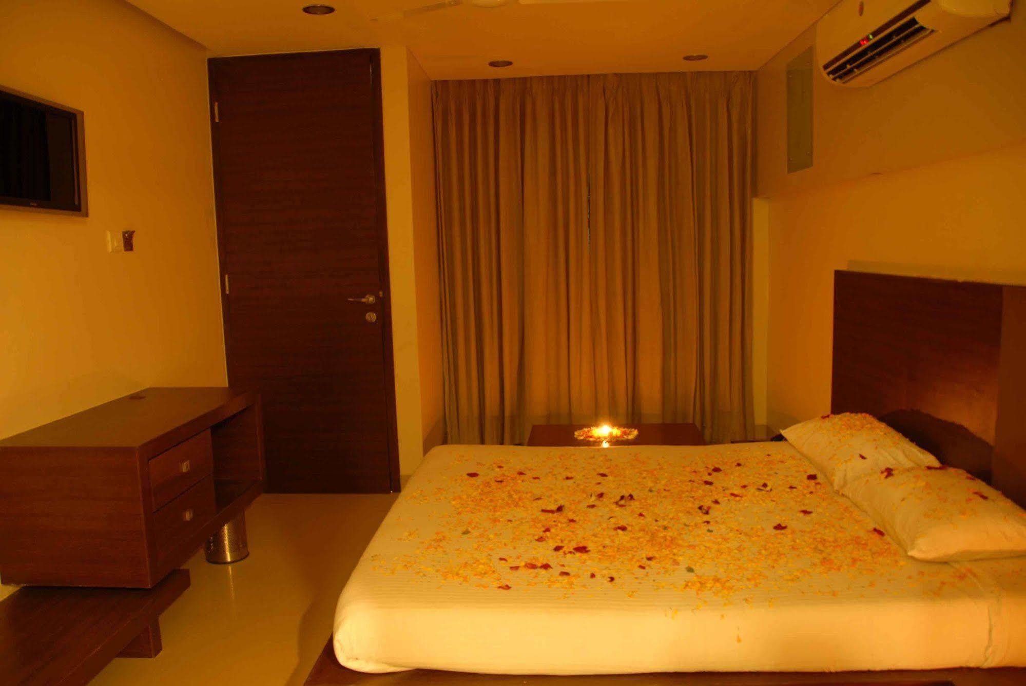 Silver Sands Beach Resort Daman Dış mekan fotoğraf