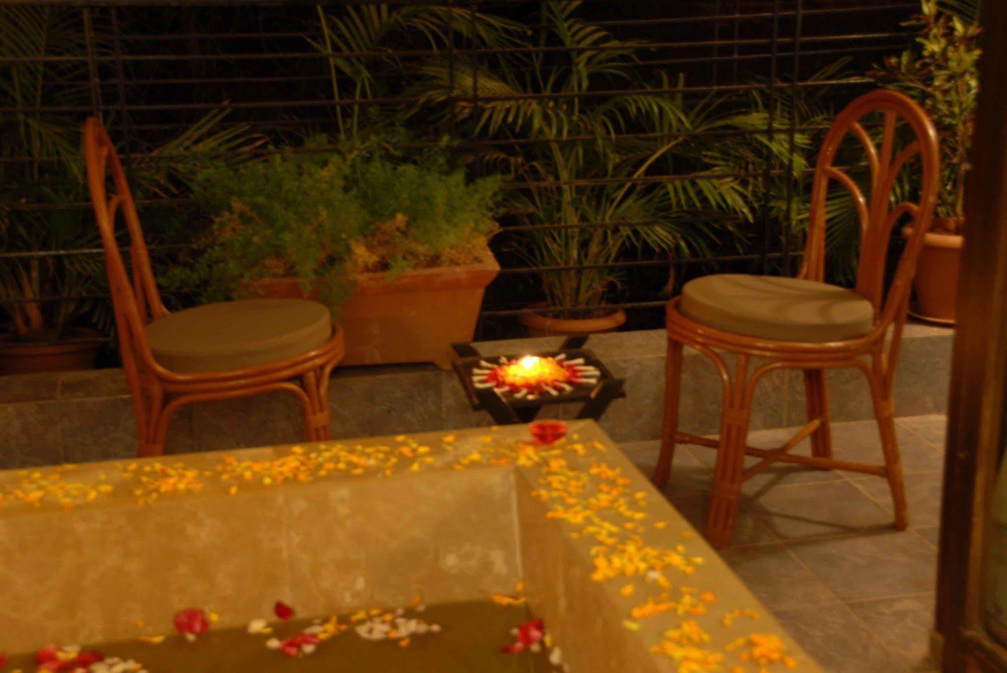 Silver Sands Beach Resort Daman Dış mekan fotoğraf